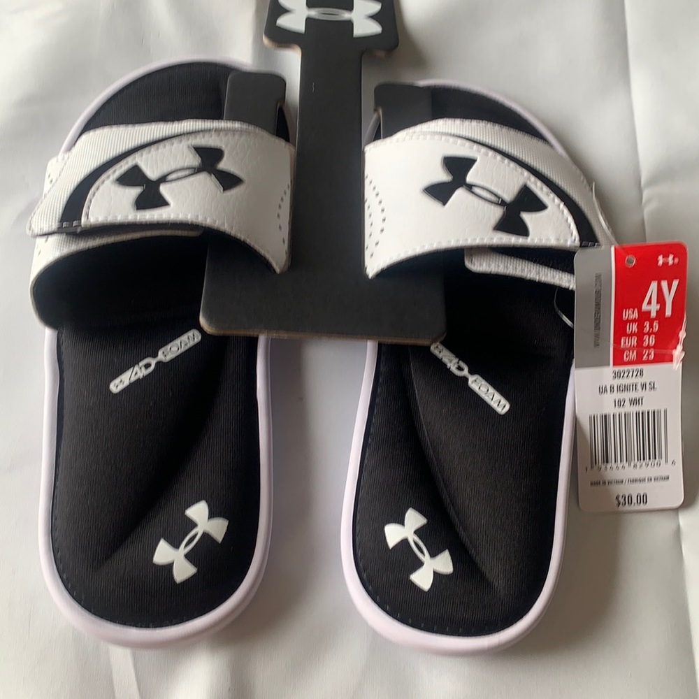 Under Armour Youth slides